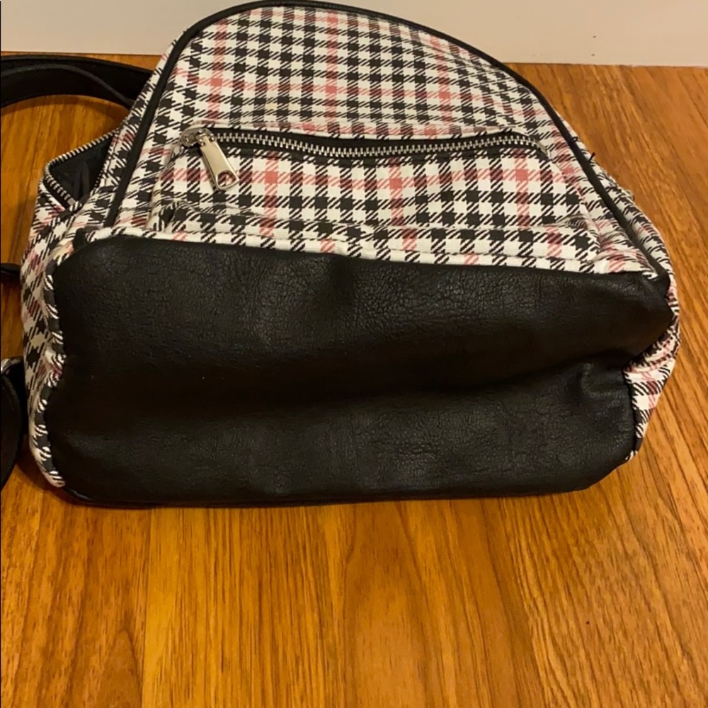 H&M Divided Mini Backpack - Picture 7 of 7